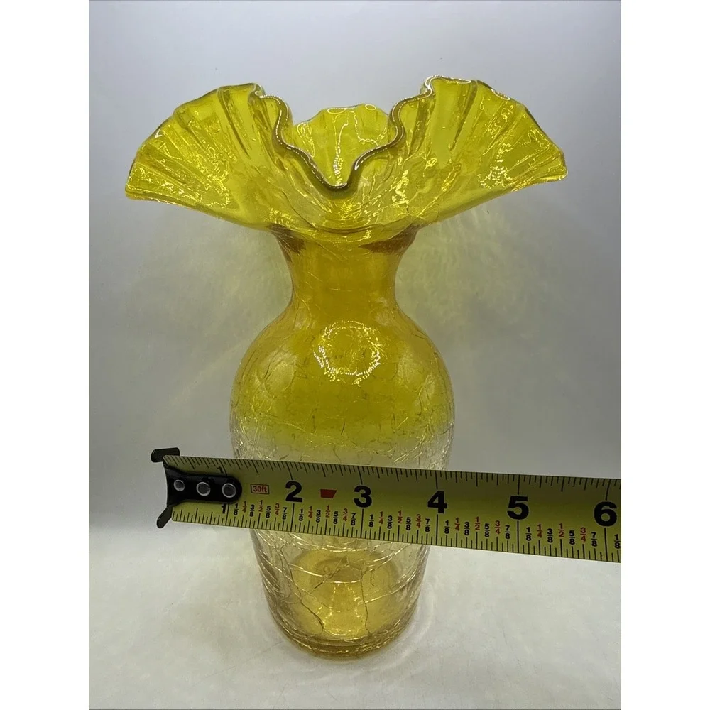 Blenko style hand blown yellow‎ art glass vase with a ruffled rim GLOWS RED